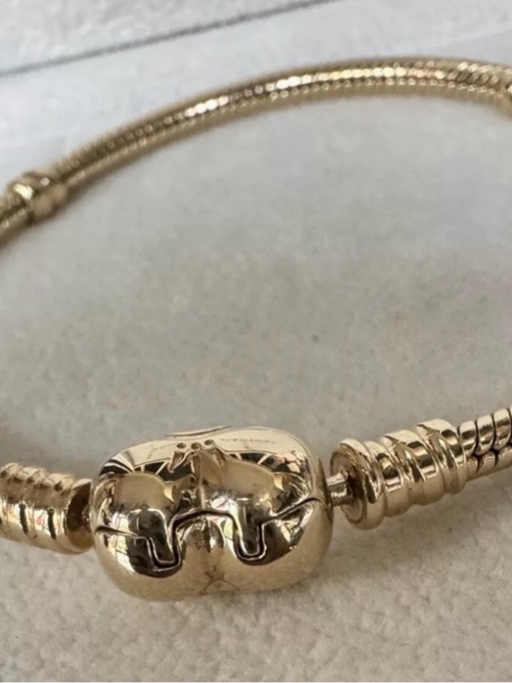 NEW❗️Authentic Pandora 14K Gold Moments Heart Clasp Snake Chain Bracelet 6.5 In - Picture 10 of 11